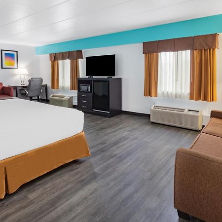 Days Inn By Wyndham Livonia Canton Detroit Camera foto